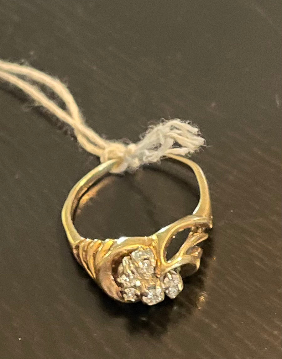 14kt Gold Diamond Ring